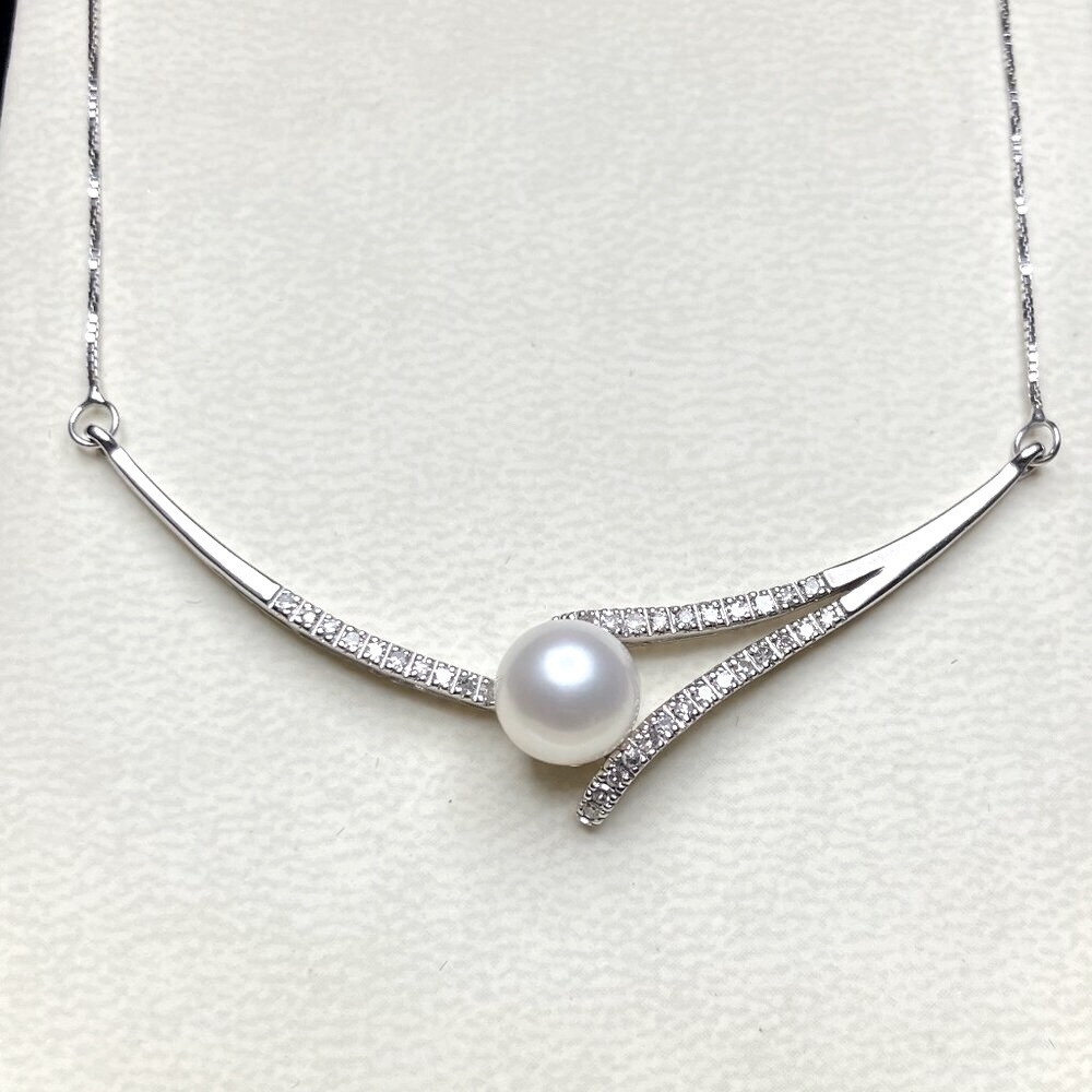 Pearl and Diamond Necklace, 10KT White Gold, 18.50” in Length, 3.04gm